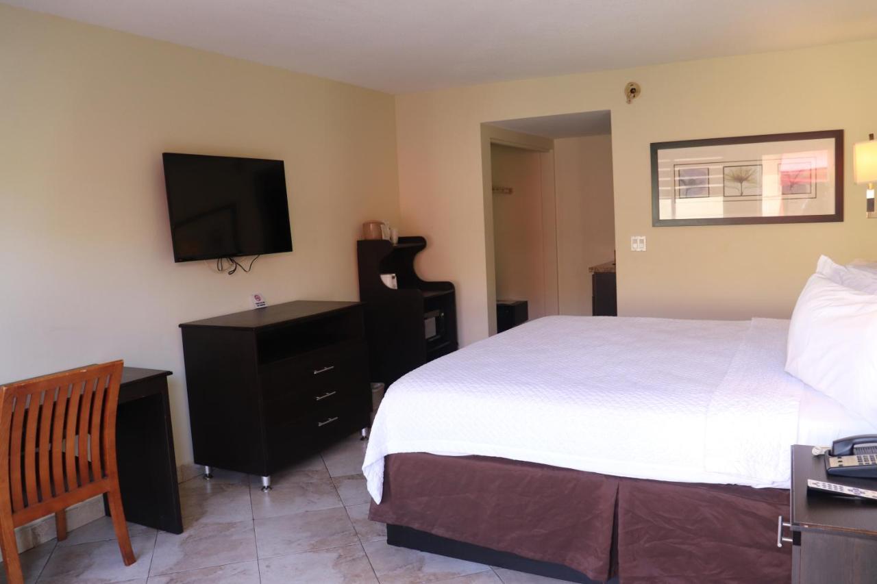 Curtis Inn & Suites Hollywood Eksteriør bilde