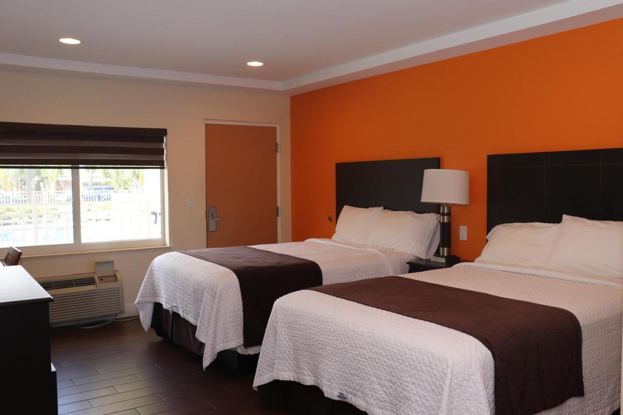 Curtis Inn & Suites Hollywood Eksteriør bilde