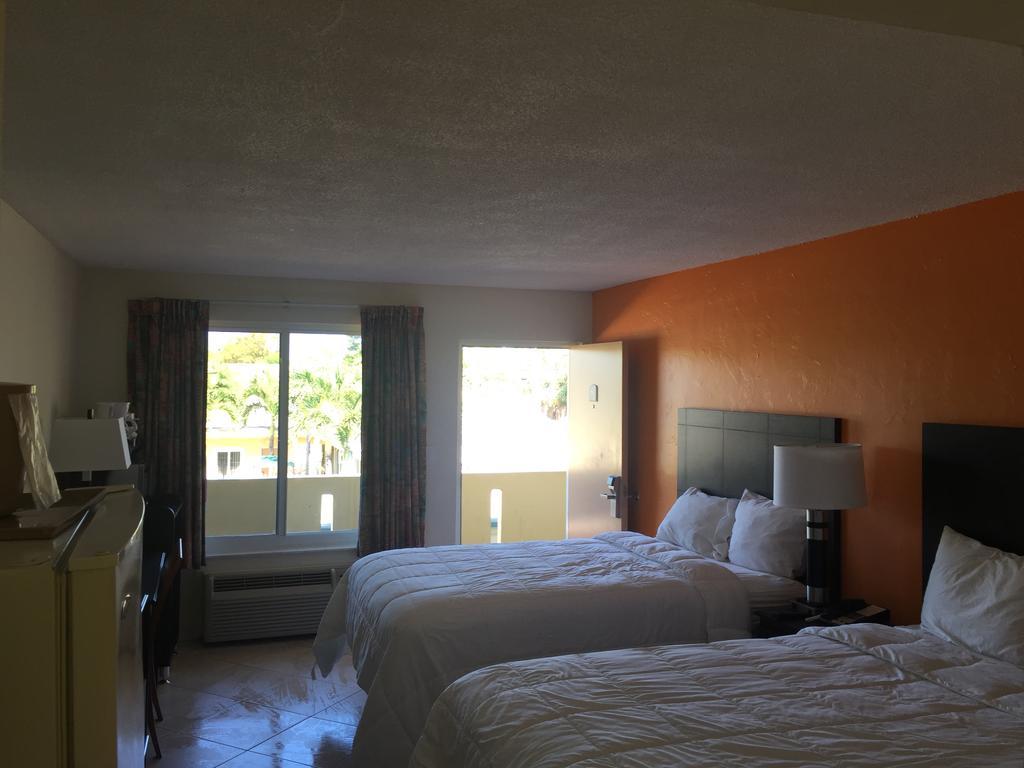 Curtis Inn & Suites Hollywood Eksteriør bilde
