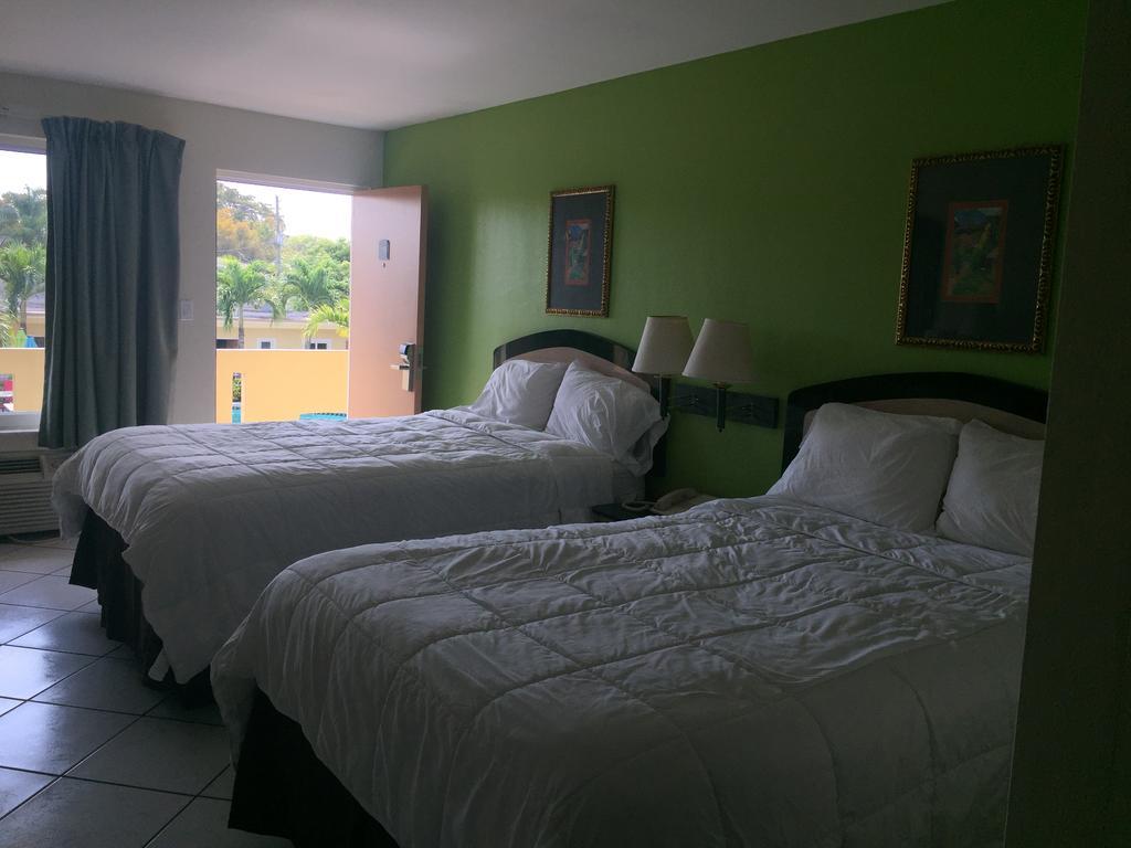 Curtis Inn & Suites Hollywood Eksteriør bilde