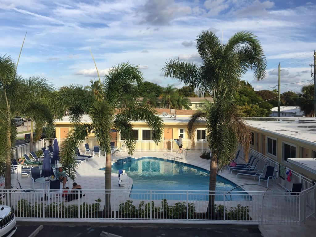 Curtis Inn & Suites Hollywood Eksteriør bilde